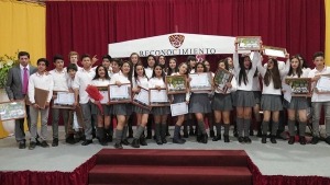 Fotografías Premiación y Licenciados 8º básico 2015